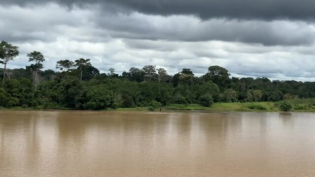 Wolken &uuml;ber dem Amazonas