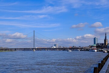 Panorama von Düsseldorf mit Blick auf die Altstadt