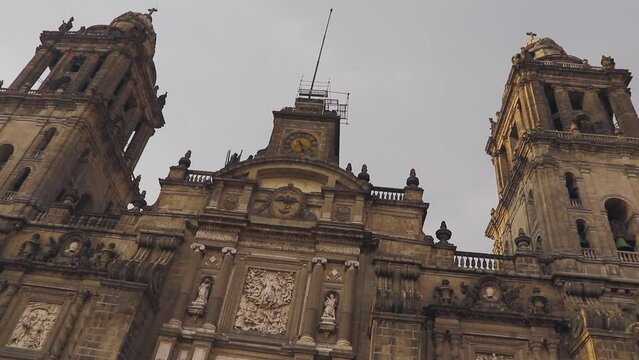 Catedral del zócalo de la Ciudad de México por la tarde