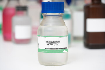 Triethylamine (C2H5)3N