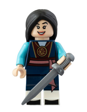 Dortmund - Deutschland 7. Mai 2023 Lego Minifigure Mulan mit Schwert von Walt Disney