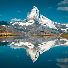 Fototapeta na wymiar Great view with Matterhorn reflection from the Stellisee lake, Switzerland