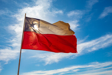 bandeira do chile e a Praia Reñaca, Viña del Mar, Valparaíso Região do Chile