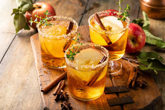 Apple cider margarita with brown sugar and spices, fall cocktail idea