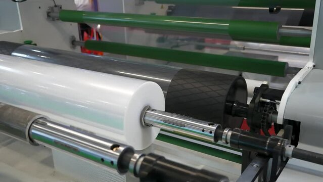 Laminating and rewinding kind of protective film machine with clamping rollers automatic edge banding