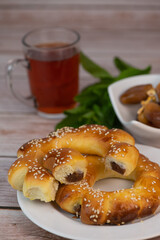 Recipe Maarouk of Aleppo, soft brioche with date paste, High quality photo