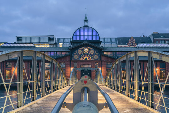Germany, Hamburg, Entrance of Fish Auction Hall at dusk