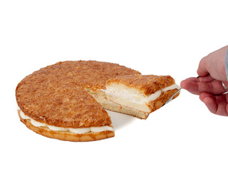 Bee sting cake, light cake with cream filling, with crispy almonds.