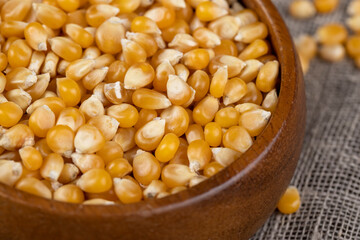 dry corn for cooking and popcorn