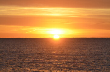 Fototapeta premium Panoramic view of a beautiful sunset over the sea. Nature and summer concept.