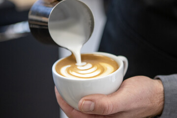 Un tocco d'arte in una tazza di caffè