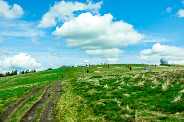 Fr&uuml;hlingswanderung durch die wundersch&ouml;ne Rh&ouml;n rund um die Wasserkuppe - Hessen - Deutschland