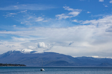 view of Lake Garda in winter - 600519175