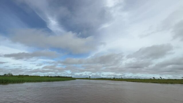 Fahrt auf dem Amazonas