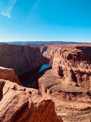 Fototapeta na wymiar Scenic Horseshoe Bend canyon overlooking Colorado River in Arizona, USA, america 