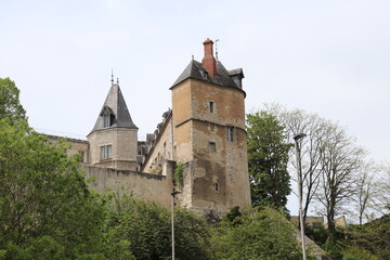 Fototapeta premium Le château royal de Montargis, vu de l'extérieur, ville de Montargis, département du Loiret, France