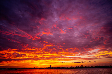 Obraz premium dramatic fire red sky colorful sunset. 