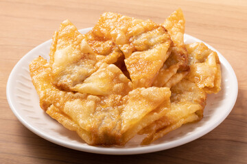 揚げワンタン