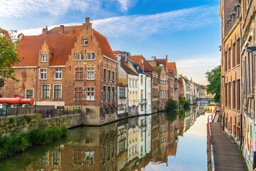 Fototapeta na wymiar View of historic city of downtown Ghent, cityscape of Belgium