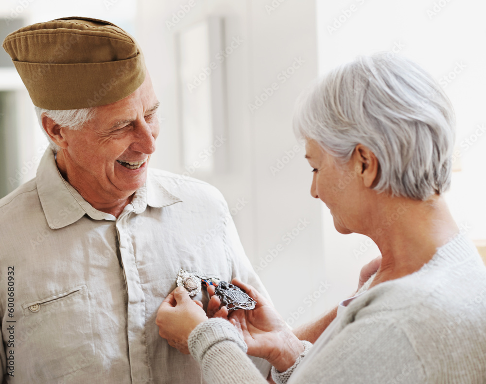 Poster Military veteran, man and woman with medal, uniform and smile together with memory, pride and success. Elderly couple, army badge or regalia with happiness, check and retirement from service in house