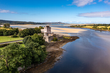Obraz premium Aerial view of Castle Dow and Sheephaven Bay in Creeslough - County Donegal, Ireland