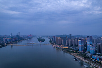 中国长沙湘江两岸夜景