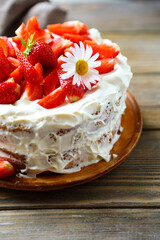 Summer round cake with strawberry, food closeup