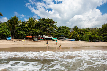 Plage de Nosara au Costa Rica, au bord de l'océan Pacifique