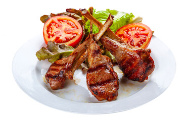 rack of lamb with lettuce and tomato