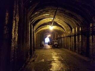 Fototapeta na wymiar tunnel in the tunnel