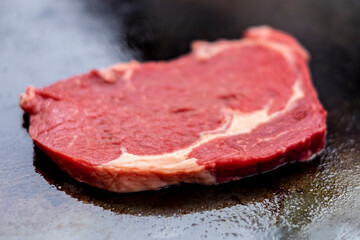 ステーキを焼く_バーベキュー