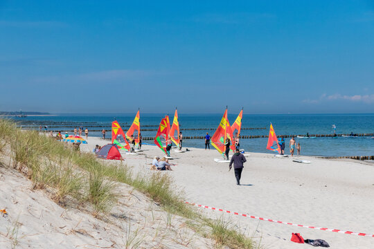 Am Zingster Sportstrand,