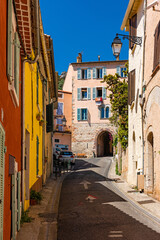 Fototapeta na wymiar Colorful street in the old town of Hyeres (Hyères), France