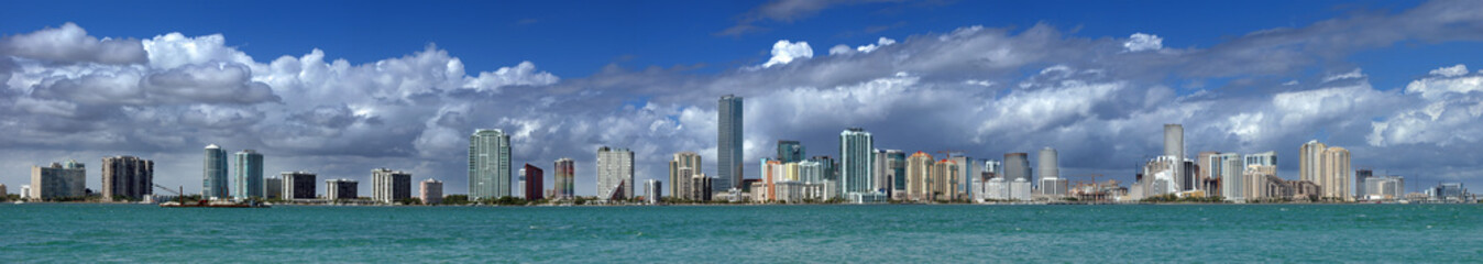 Fototapeta na wymiar Miami Skyline - extreme panorama view at the Miami skyline