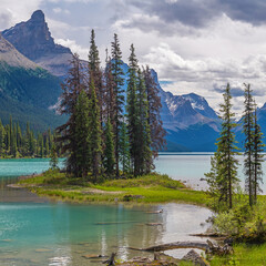 Spirit Island and Maligne Lake, Jasper national park, Canada.