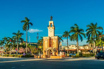 Boca Raton is a city on the southeast coast of Florida, known for its golf courses, parks, and beaches. likewise for its luxurious stores and malls. It is one of the most prosperous cities in the Stat