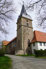 Fototapeta na wymiar Blick auf die Kirche in der Klosteranlage Wöltingerode in Niedersachsen