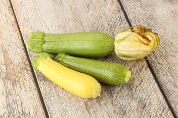 Raw baby organic zucchini heap