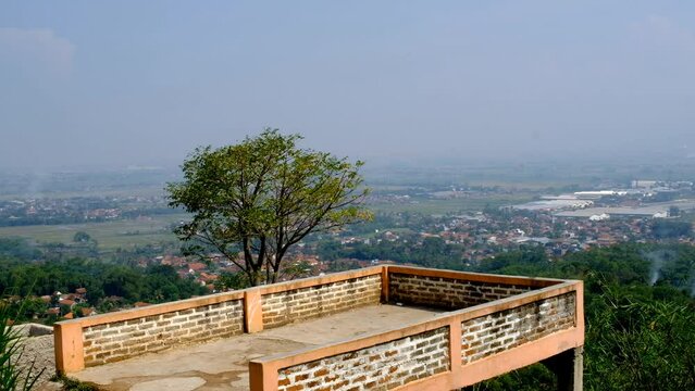 time lapse, sunlight, leaf, video, footage, motion, indonesia, landscape, nature, silhouette, bright, background, alone, dramatic, emotion, gold, horizon, lonely, magic, mood, sad, storm, sunrise, wid