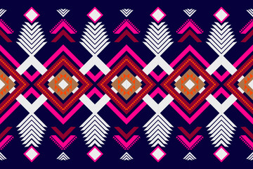 Background seamless geometric pattern in the traditional style.