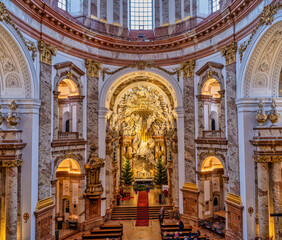 Fototapeta na wymiar Historic Baroque church Karlskirche church interior in Karlsplatz in Vienna, Austria