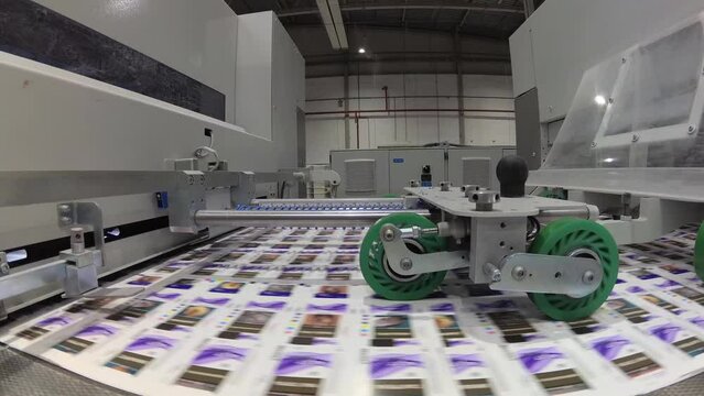 cardboard blank die cutting machineindustry