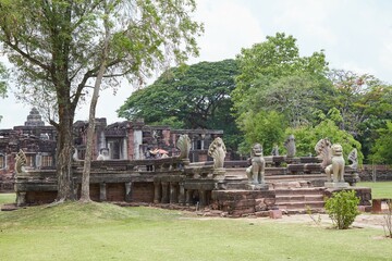 Fototapeta na wymiar Phimai, located in Nakhon Ratchasima, Thailand, is a stunning 11th-century Khmer Buddhist Temple