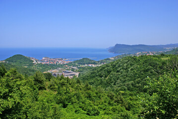 Fototapeta premium The town of Amasra, located in Bartin, Turkey, is a rich place in terms of both sea and cultural tourism.