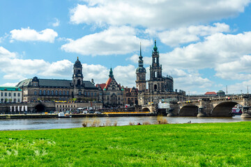 Wunderschöne Frühlingstour entlang des Elbradweges von Meißen, über Dresden nach Bad Schandau - Sachsen - Deutschland