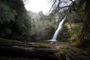 Fototapeta premium Cascada Idilica