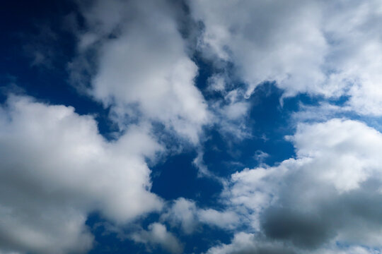 Clear sky clouds azure white cirrus clouds cumulus panorama scenery