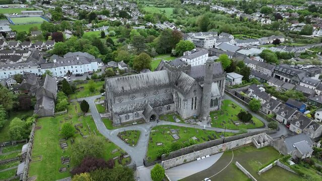 St. Canice's Cathedral and Round Tower 5k