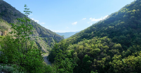 Fototapeta na wymiar Piemont Gebirge in Italien - Parco Naturale Regionale dell'Antola