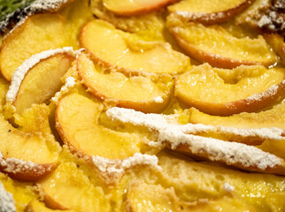 apple pie with fresh fruits